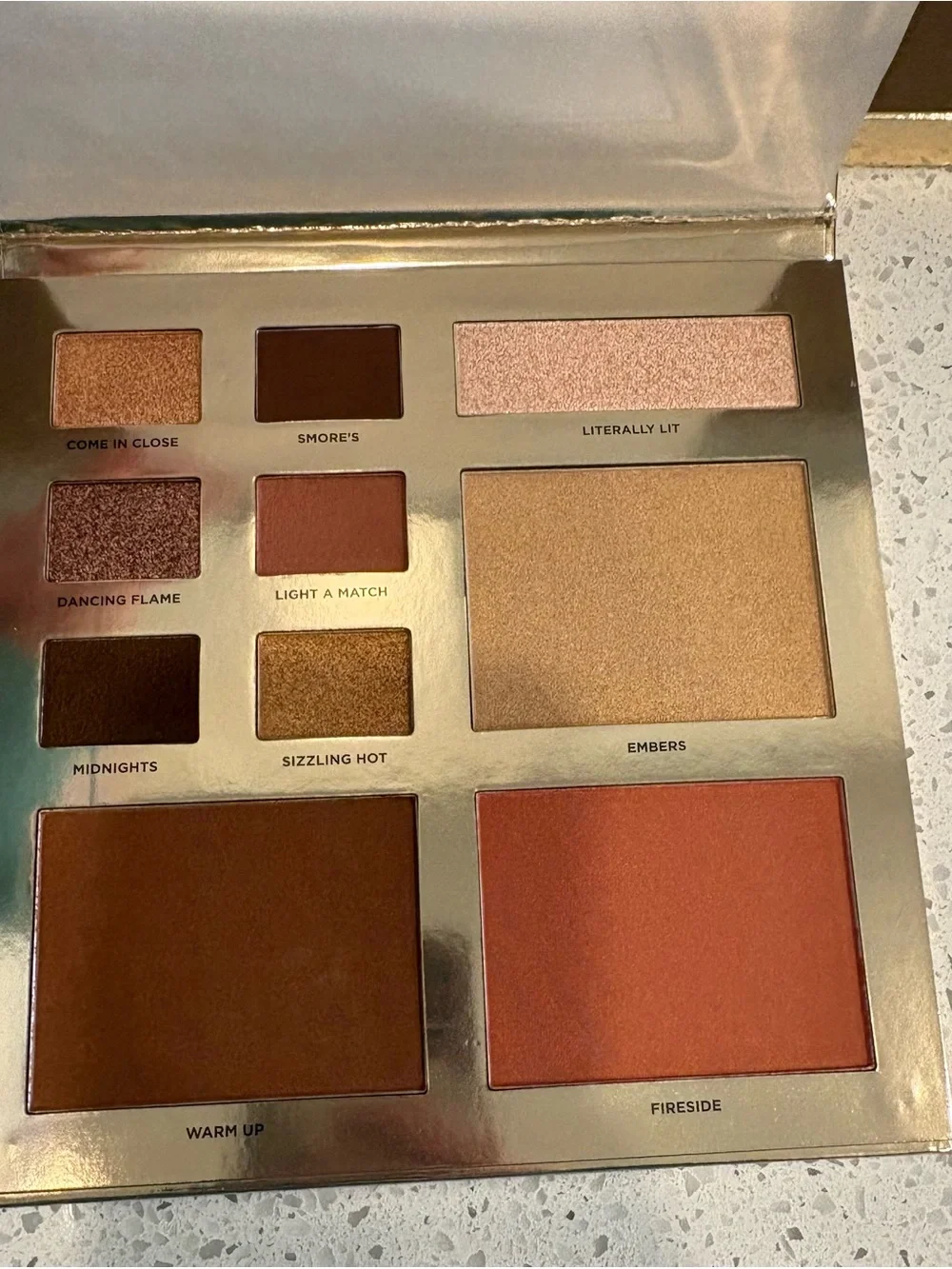 ICONIC London Heat of the Moment Face & Eye Palette - Champagne Gold